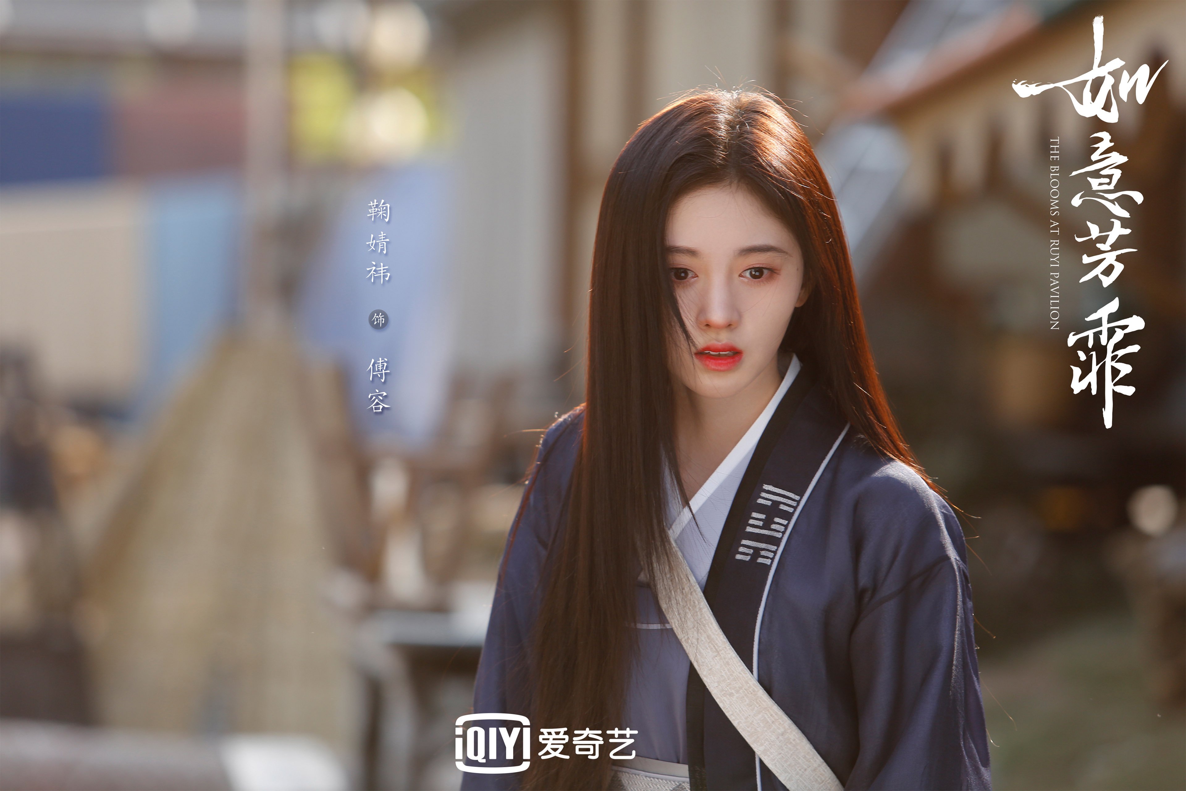 “简阳文体中心：羽毛球赛场上的快速反应与精准击球”